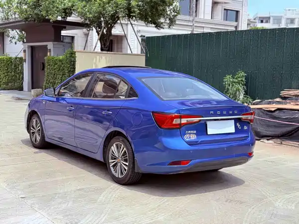Roewe i5 2019