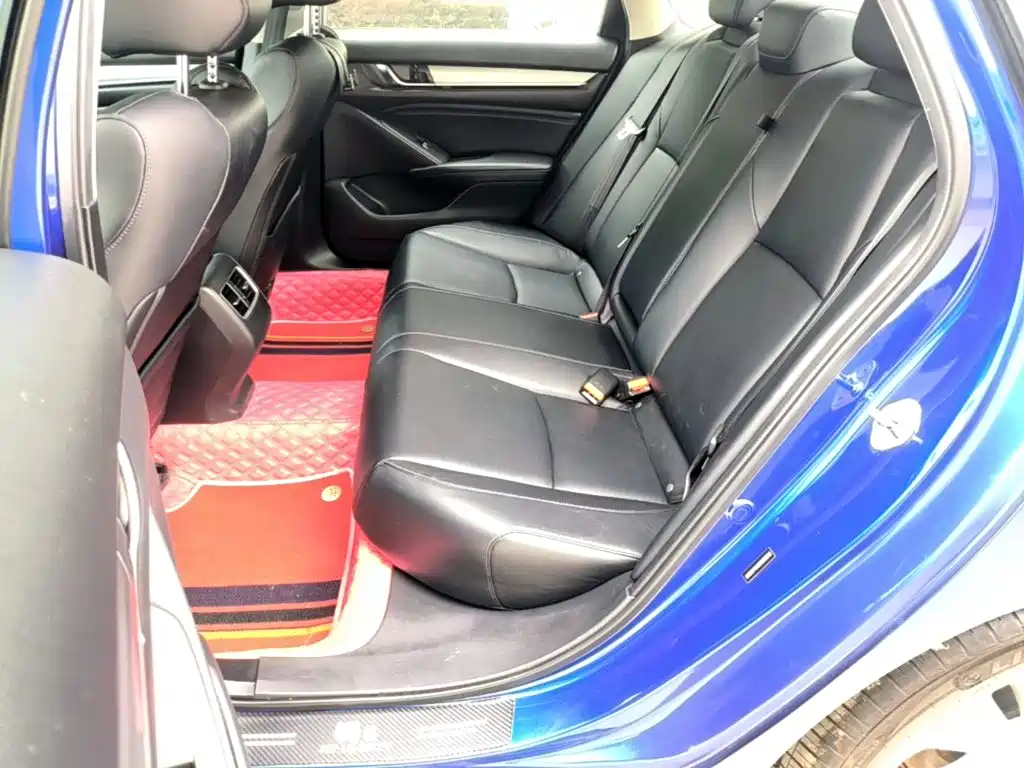 Honda Accord 2020 — фото 17
