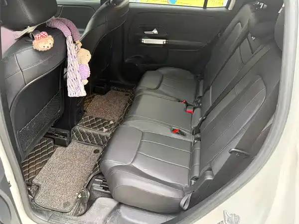 Mercedes-Benz GLB 2021