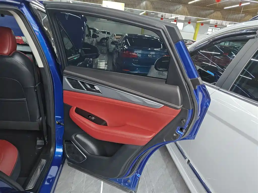 Changan CS85 COUPE 2021 — фото 20