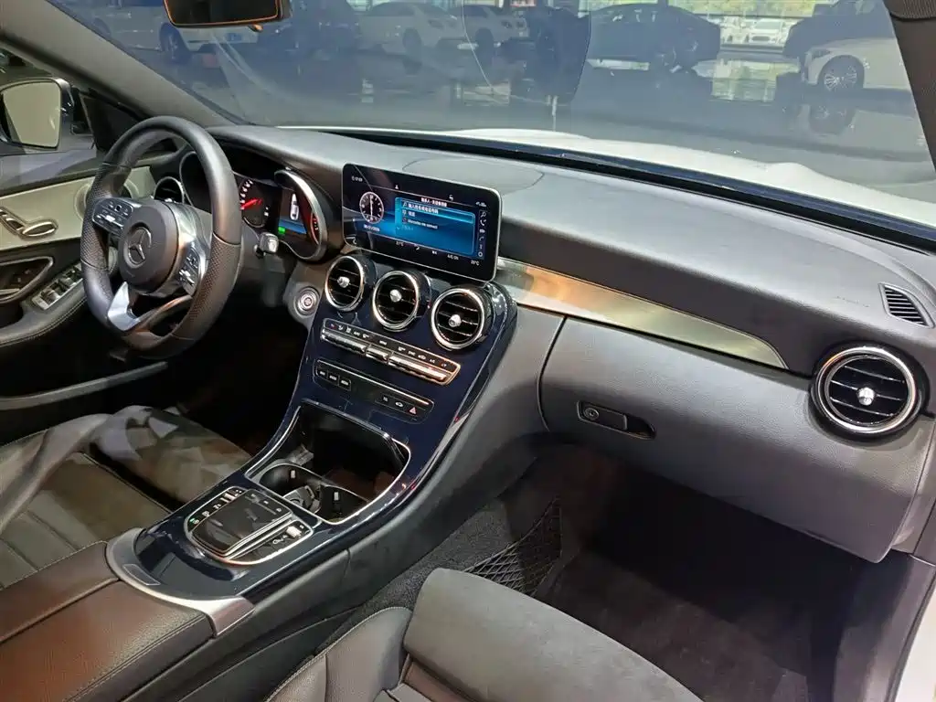 Mercedes-Benz C-Class 2019 — фото 5