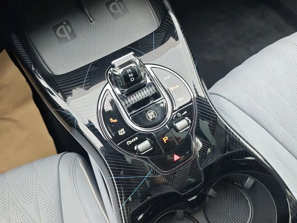 BYD Seal 2022 — фото 14