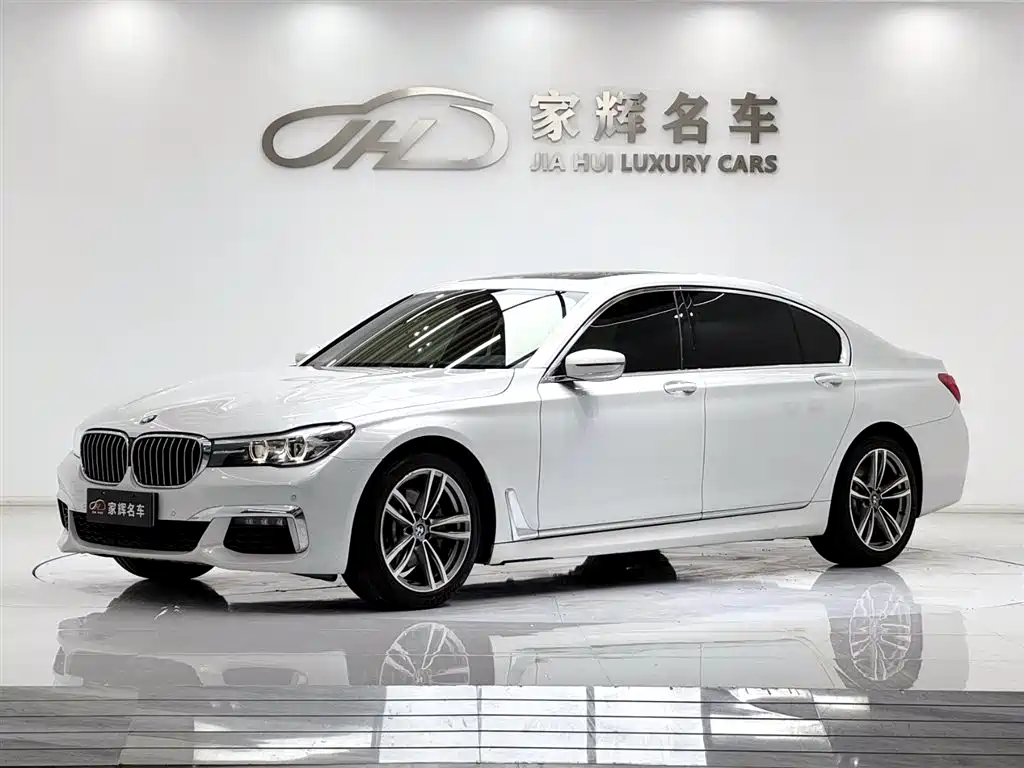 BMW 7 Series 2019 — фото 1
