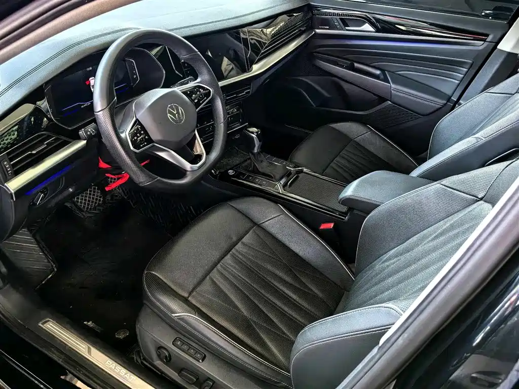 Volkswagen Passat 2023 — фото 4