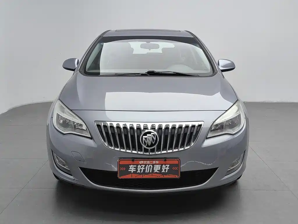 Buick Excelle 2012