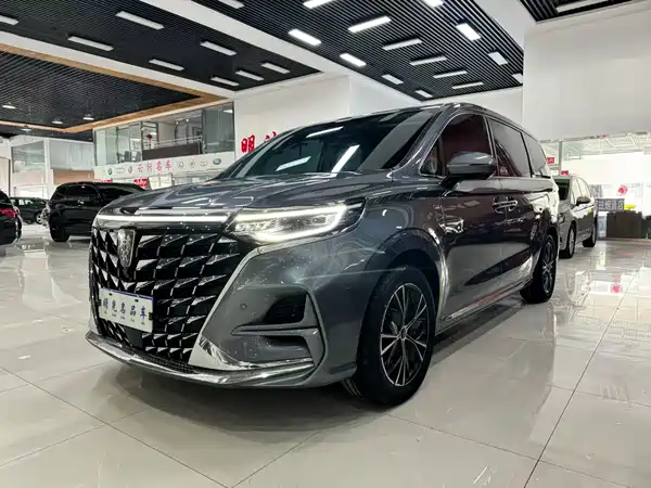 Roewe iMAX8 2023