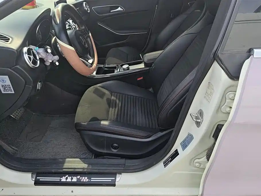 Mercedes-Benz CLA 2015 — фото 9
