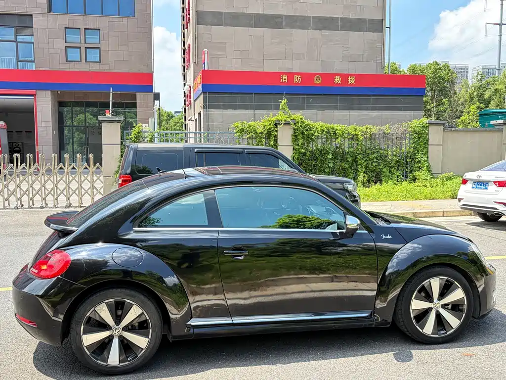 Volkswagen Beetle 2013
