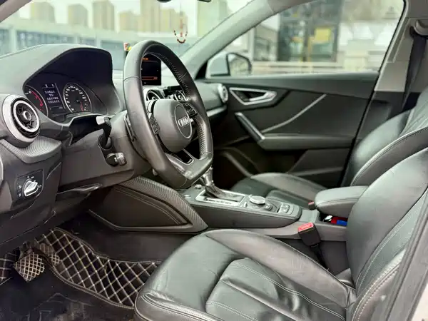 Audi Q2L 2022