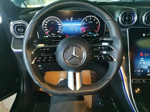 Mercedes-Benz C-Class 2022