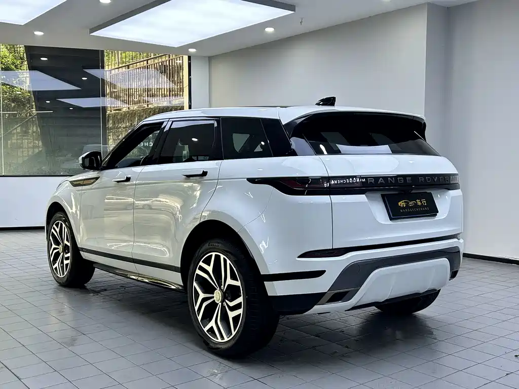 Land Rover Evoque 2020 — фото 10