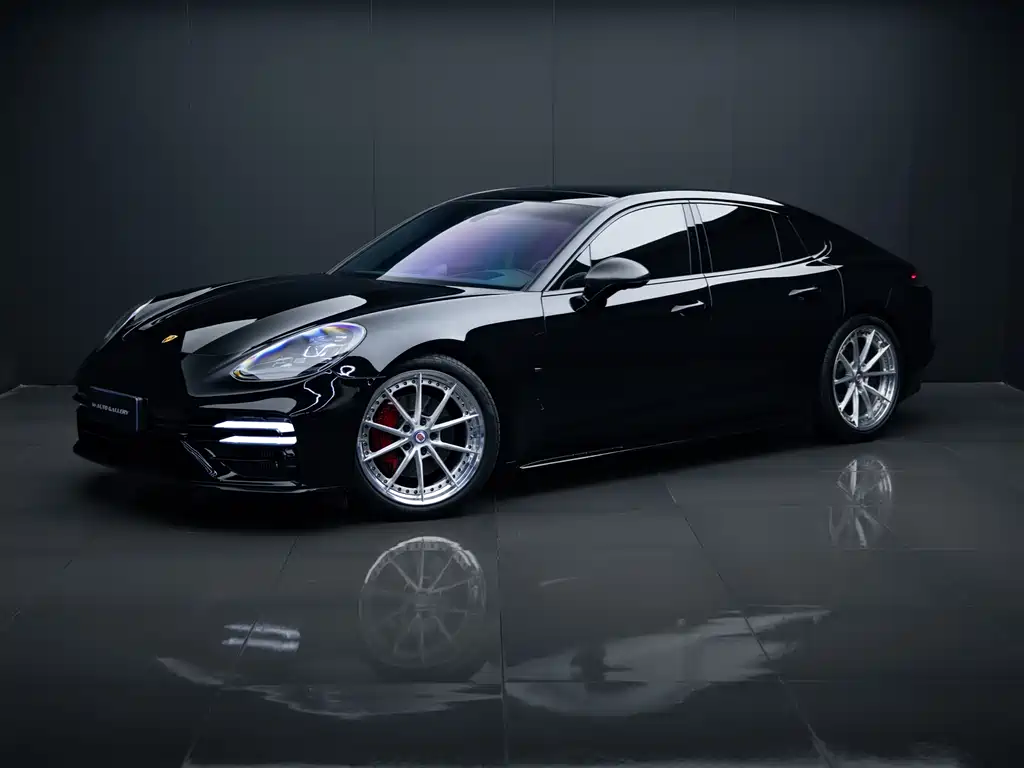 Porsche Panamera 2022 — фото 1
