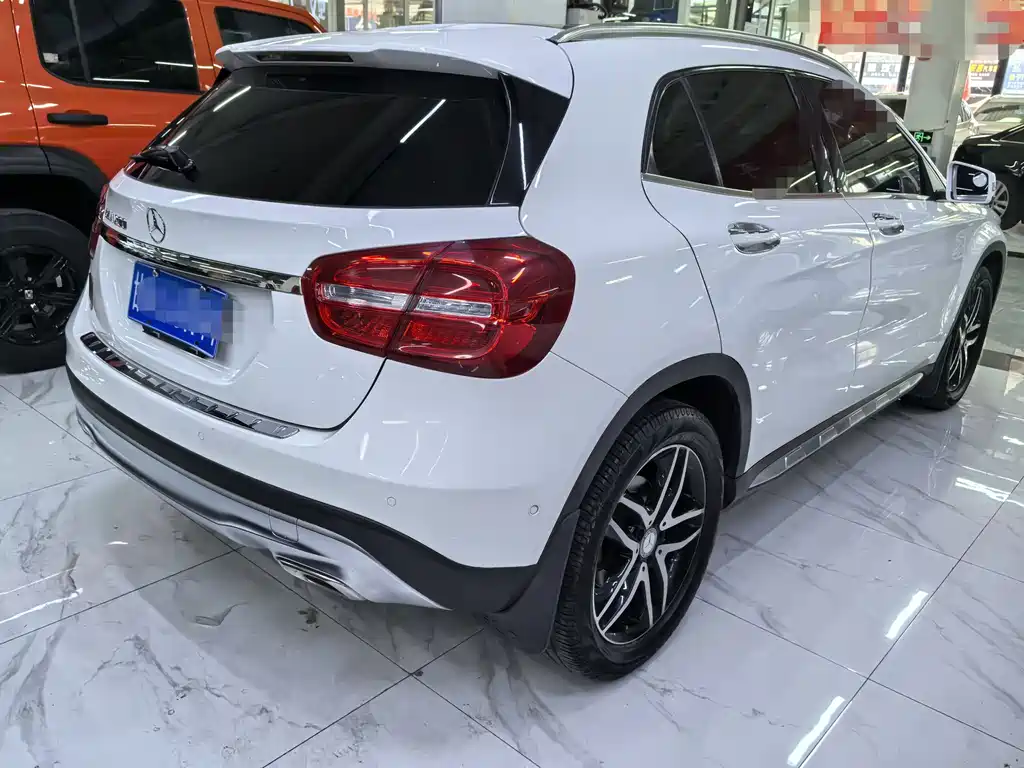 Mercedes-Benz GLA 2015 — фото 6