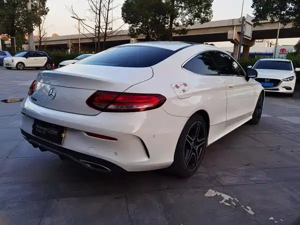 Mercedes-Benz C-Class 2021