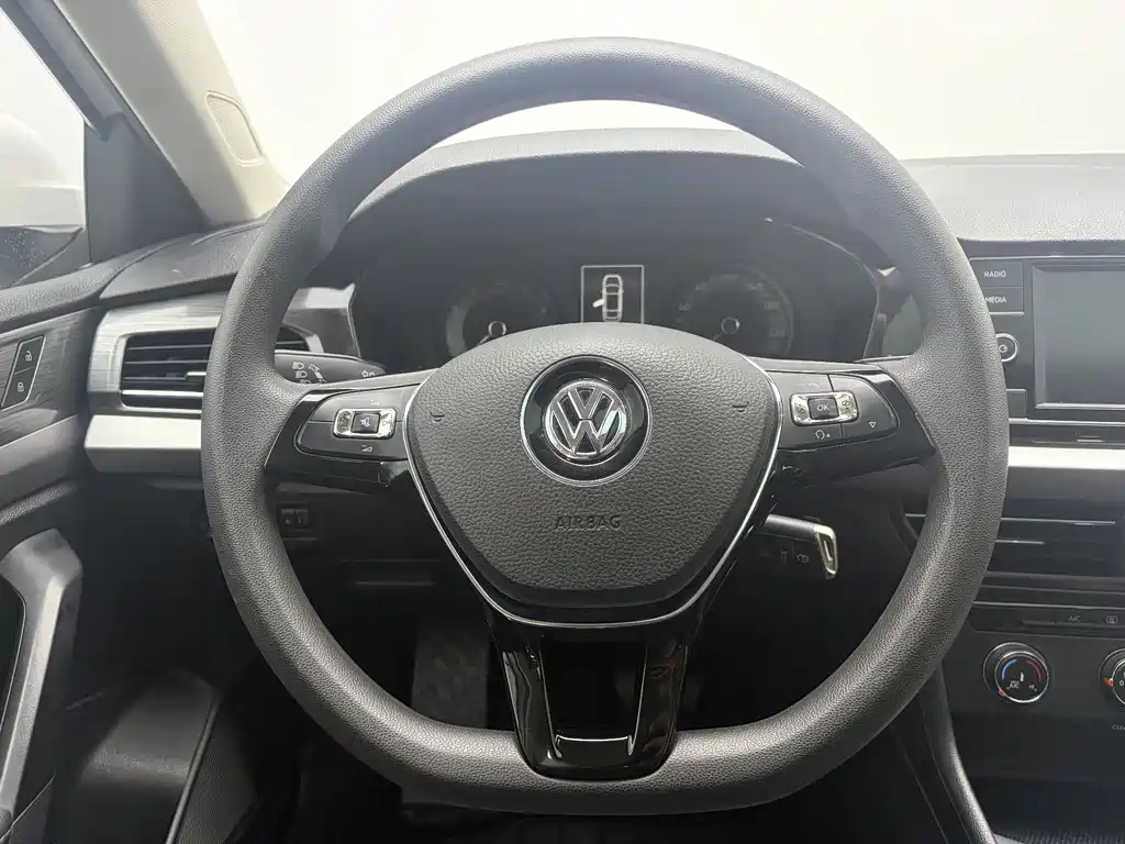 Volkswagen Lavida 2020 — фото 14
