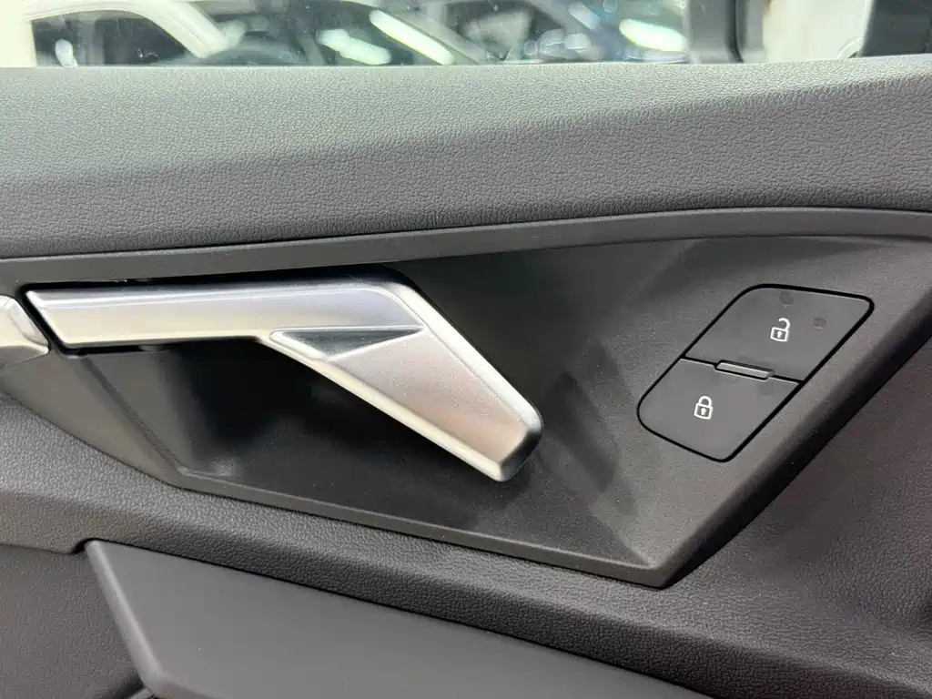 Audi A3 2022 — фото 14