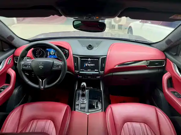 Maserati Levante 2018