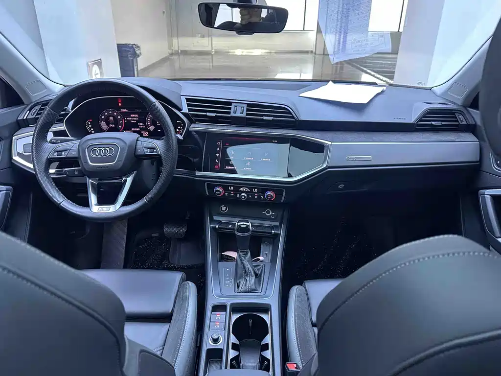 Audi Q3 Sportback 2021 — фото 12