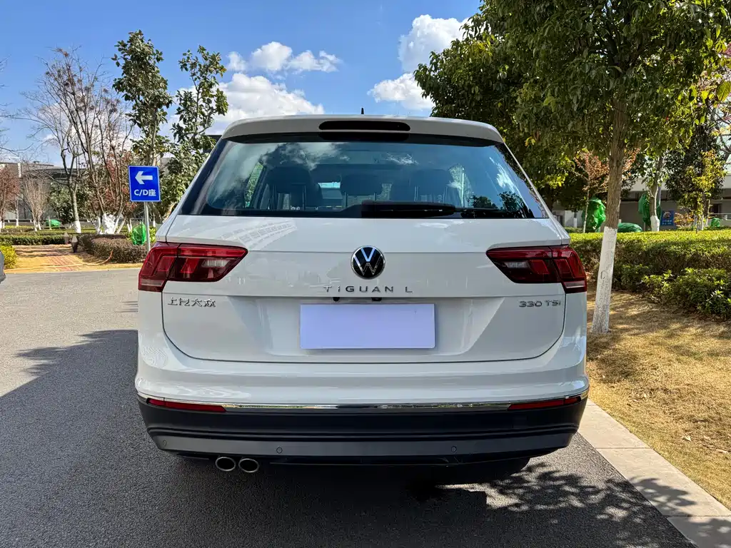 Volkswagen Tiguan L 2021 — фото 5
