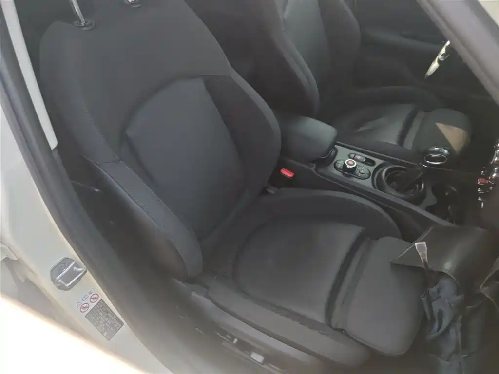 MINI Clubman 2018 — фото 25