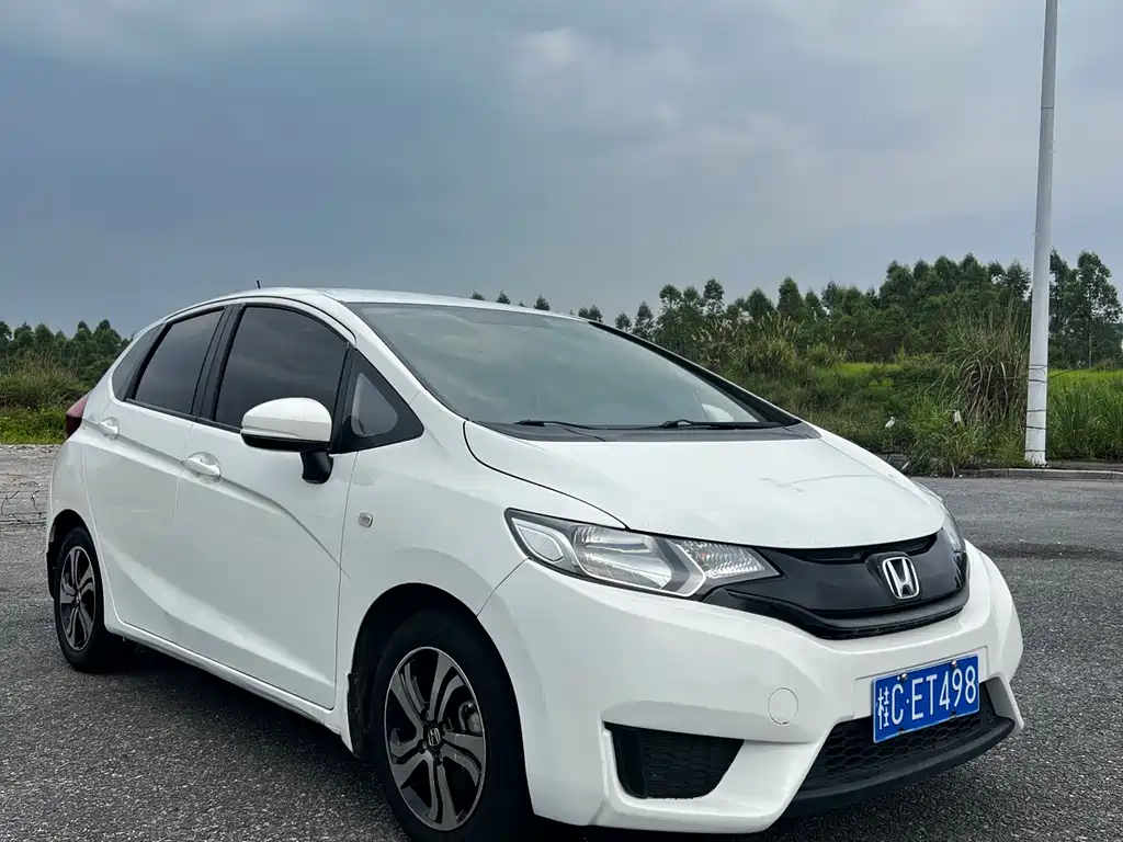 Honda Fit 2016 — фото 1