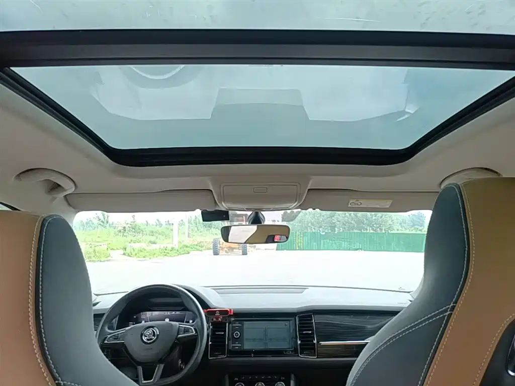 Skoda Kodiaq GT 2021 — фото 18