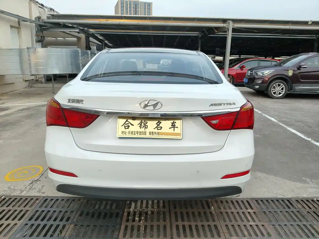 Hyundai Mistra 2015