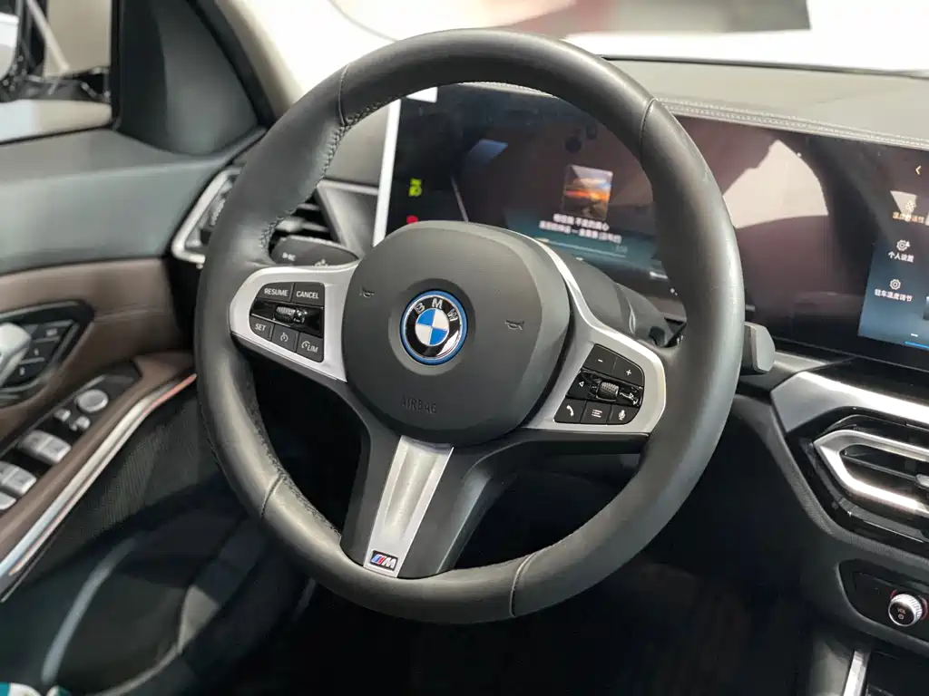 BMW i3 2024 — фото 13