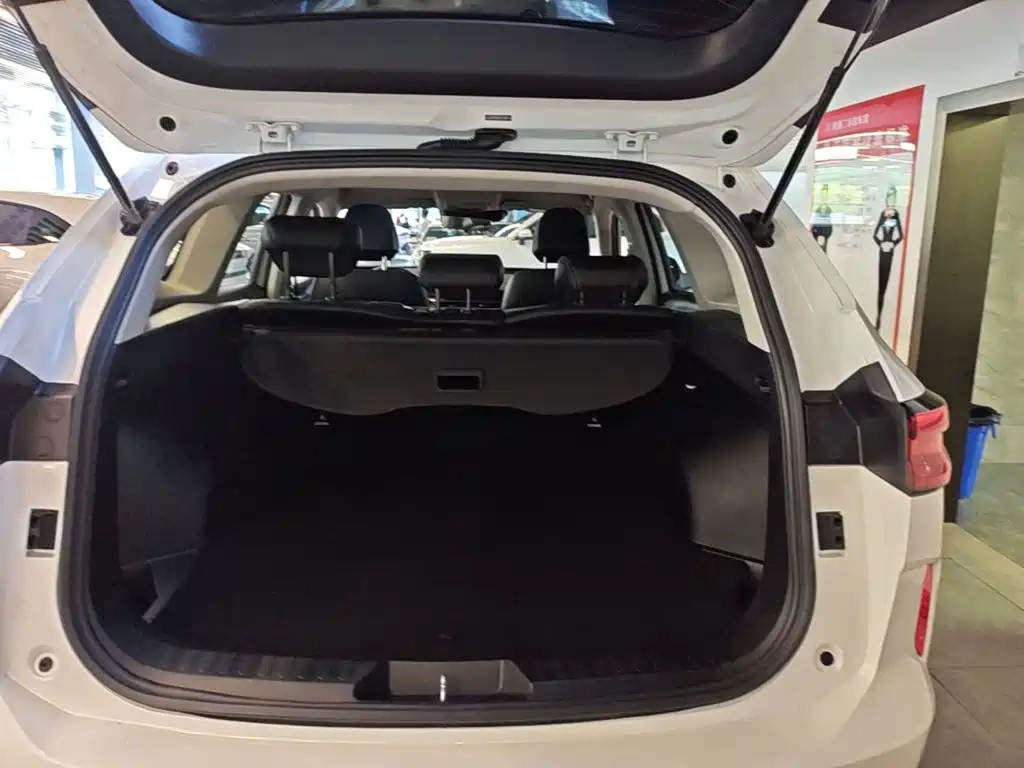 Haval H6 2023 — фото 19