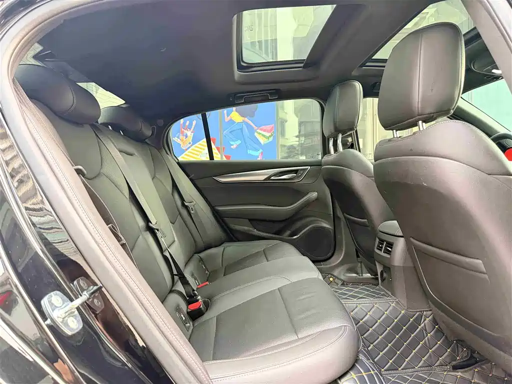 Cadillac CT5 2025 — фото 13