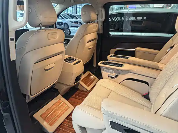 Mercedes-Benz V-Class 2021