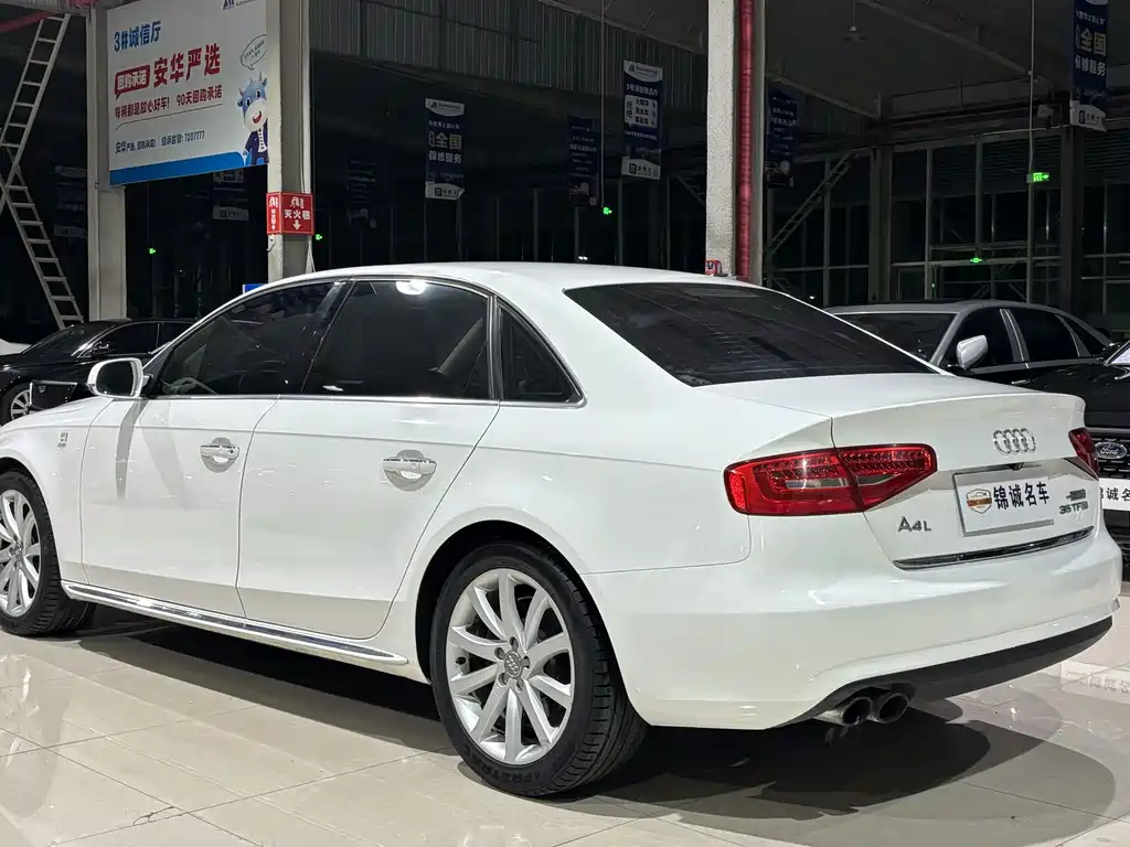 Audi A4L 2016
