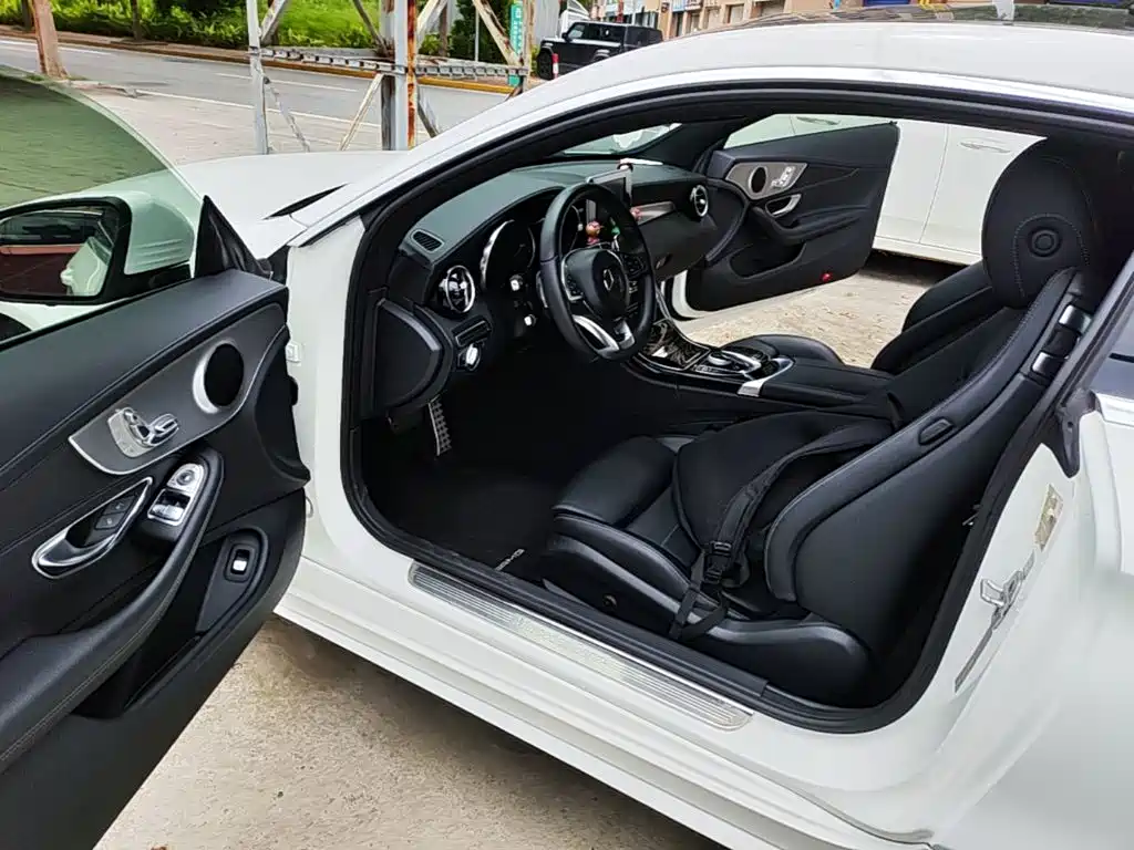 Mercedes-Benz C-Class 2017 — фото 16