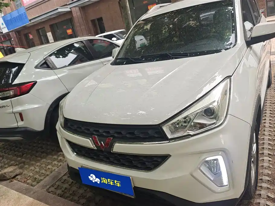 Wuling Hongguang S3 2017 — фото 2