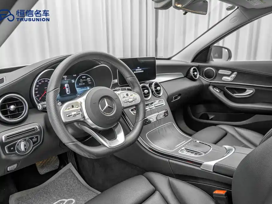 Mercedes-Benz C-Class 2020 — фото 12