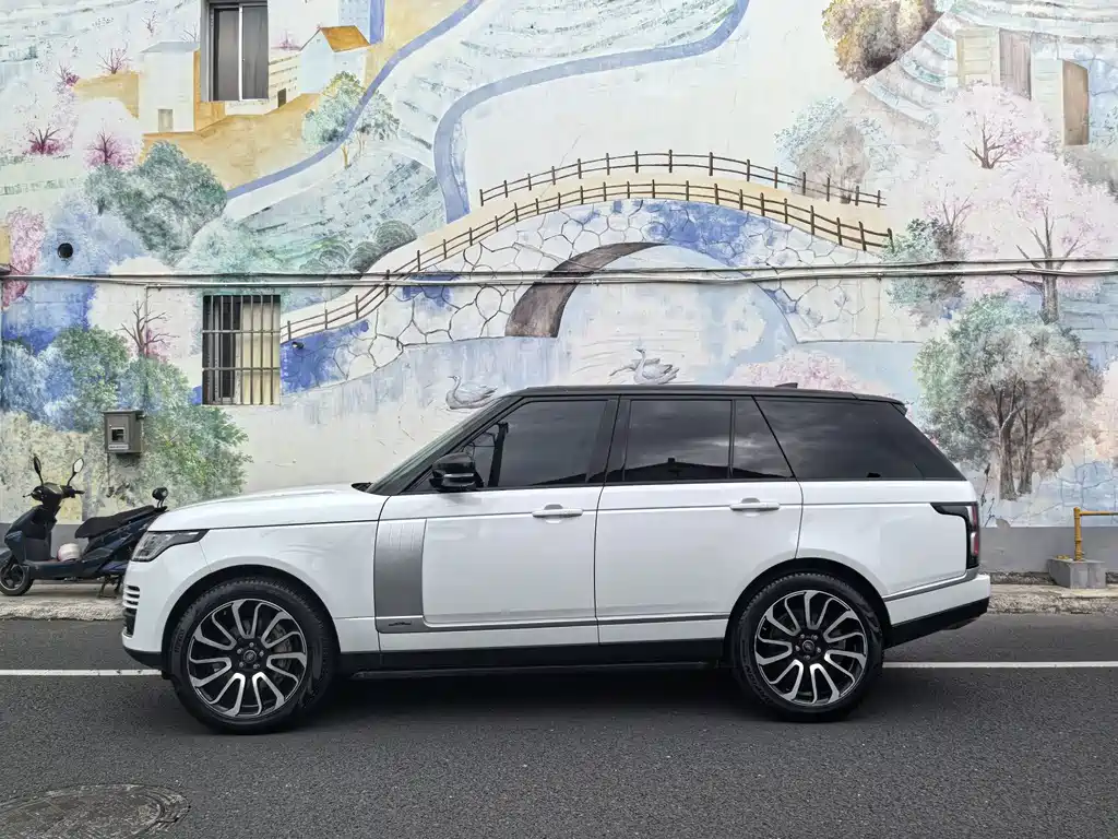 Land Rover Range Rover 2019 — фото 4