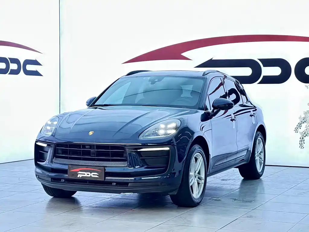 Porsche Macan 2022 — фото 1