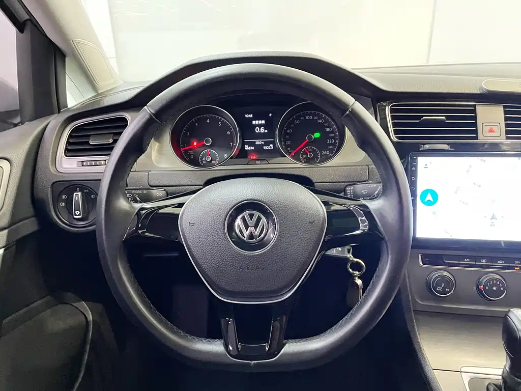 Volkswagen Golf 2015 — фото 22