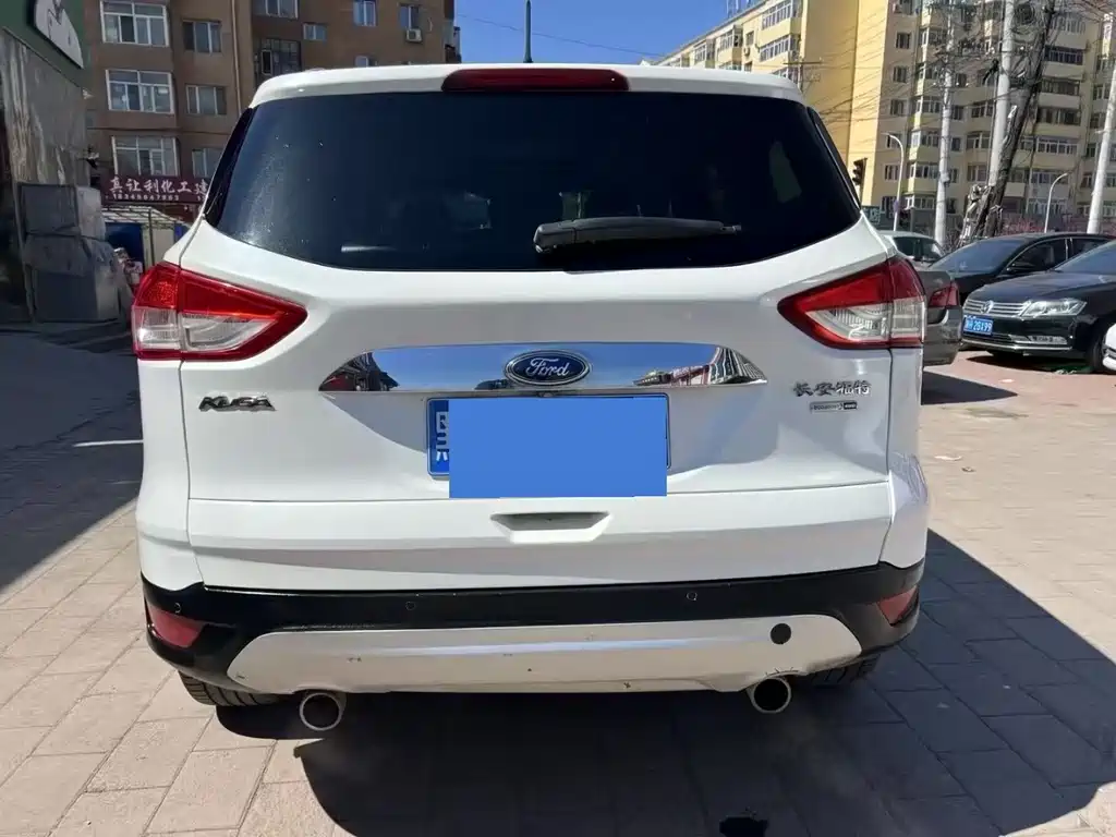 Ford Kuga 2015 — фото 6