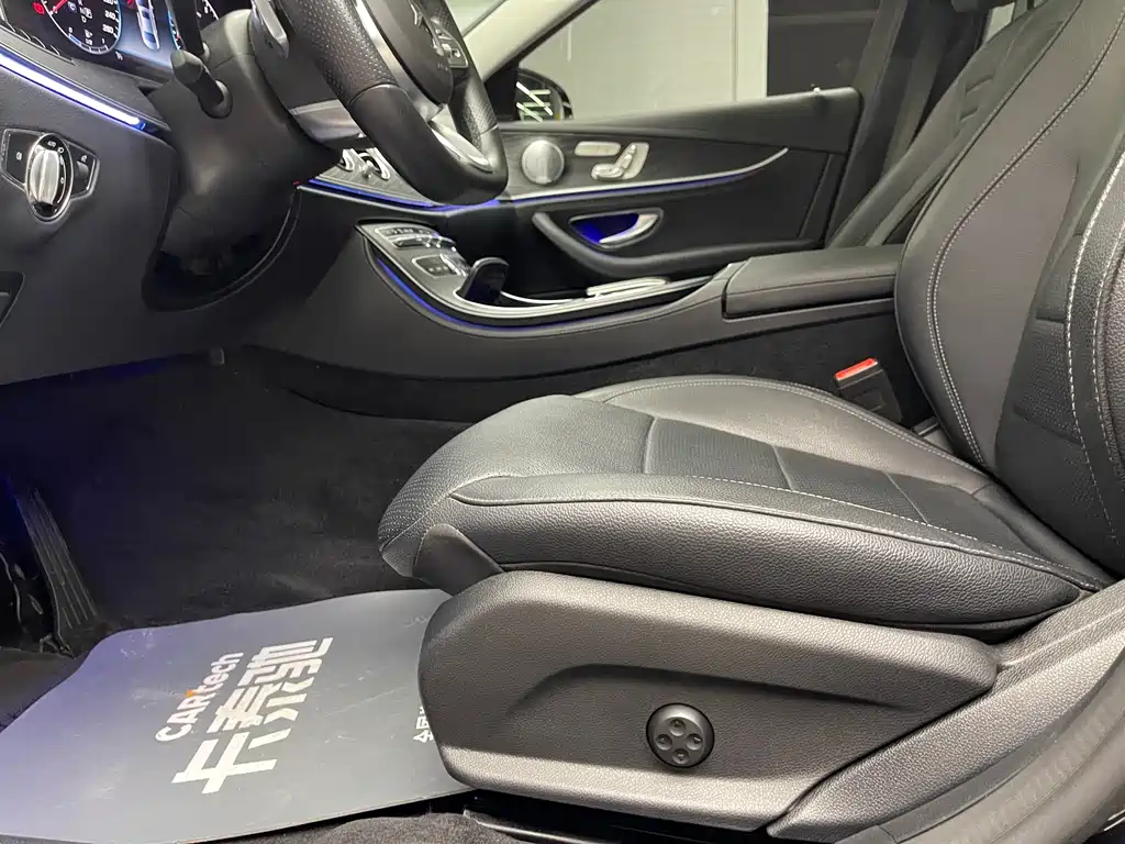 Mercedes-Benz E-Class 2020 — фото 17