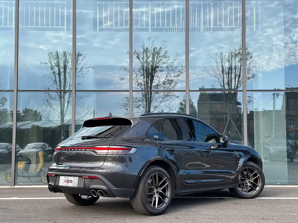 Porsche Macan 2023