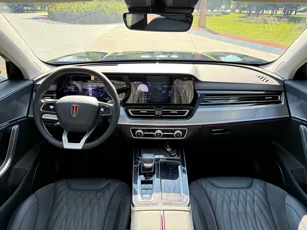 Hongqi HS5 2024