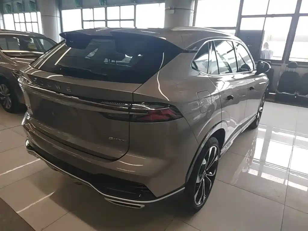 Roewe RX5 New Energy 2023 — фото 7