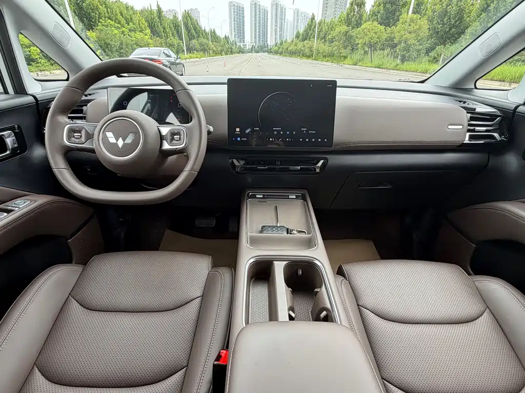 Wuling Starlight 730 New Energy 2025 — фото 9