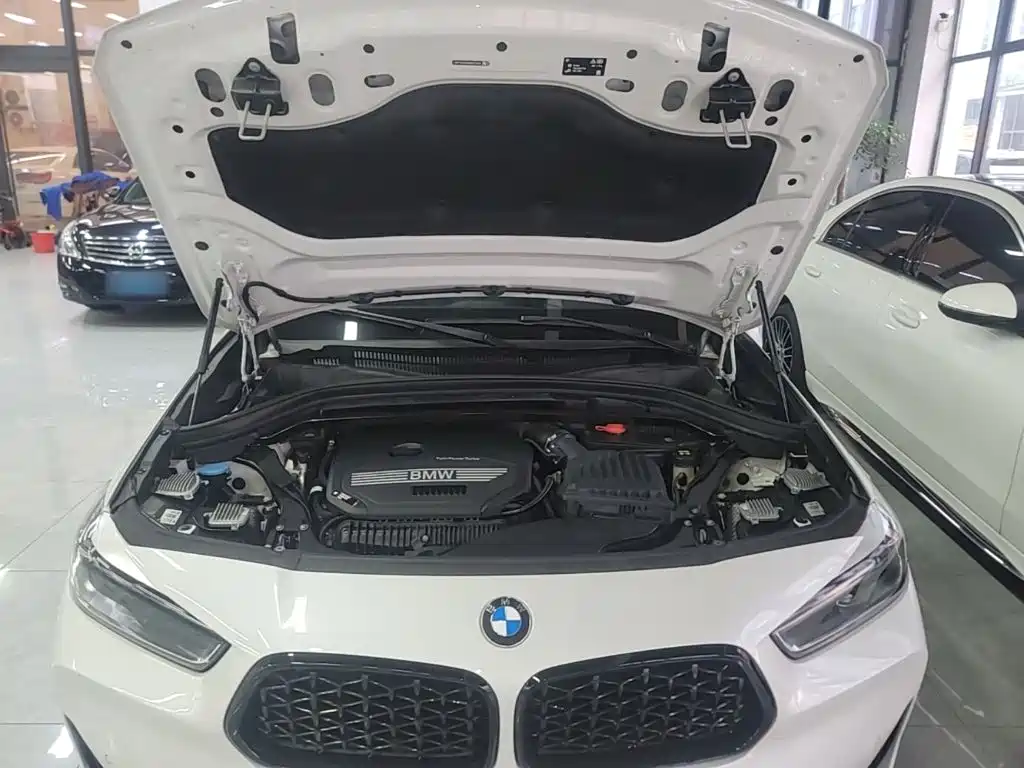 BMW X2 2022 — фото 20