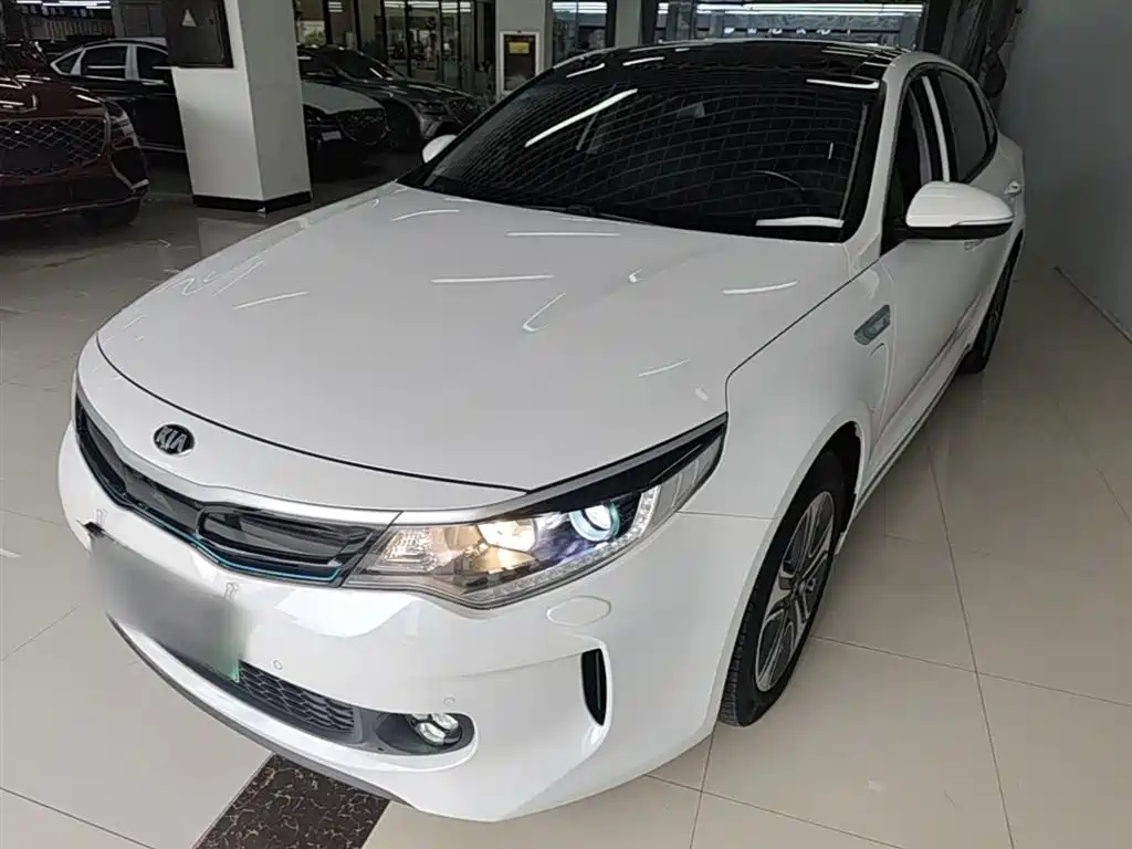 Kia K5 New Energy 2020 — фото 2