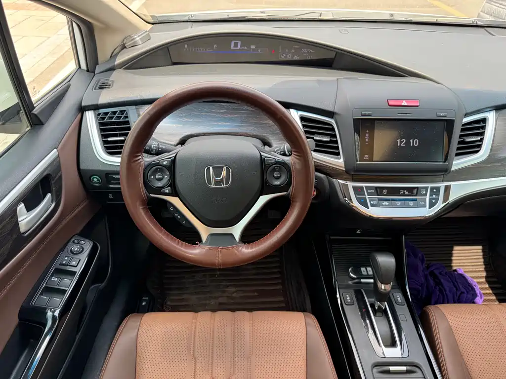 Honda Jade 2018 — фото 14
