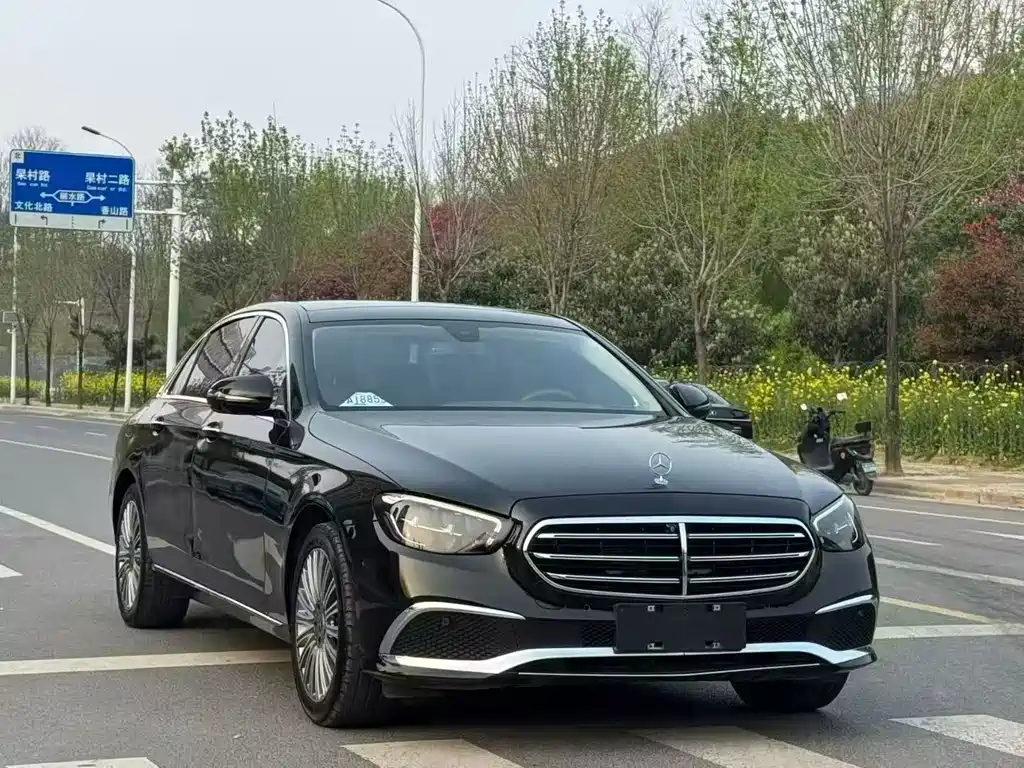 Mercedes-Benz E-Class 2021