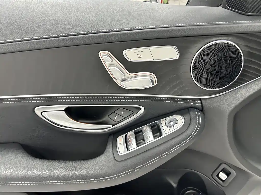 Mercedes-Benz C-Class 2018 — фото 11