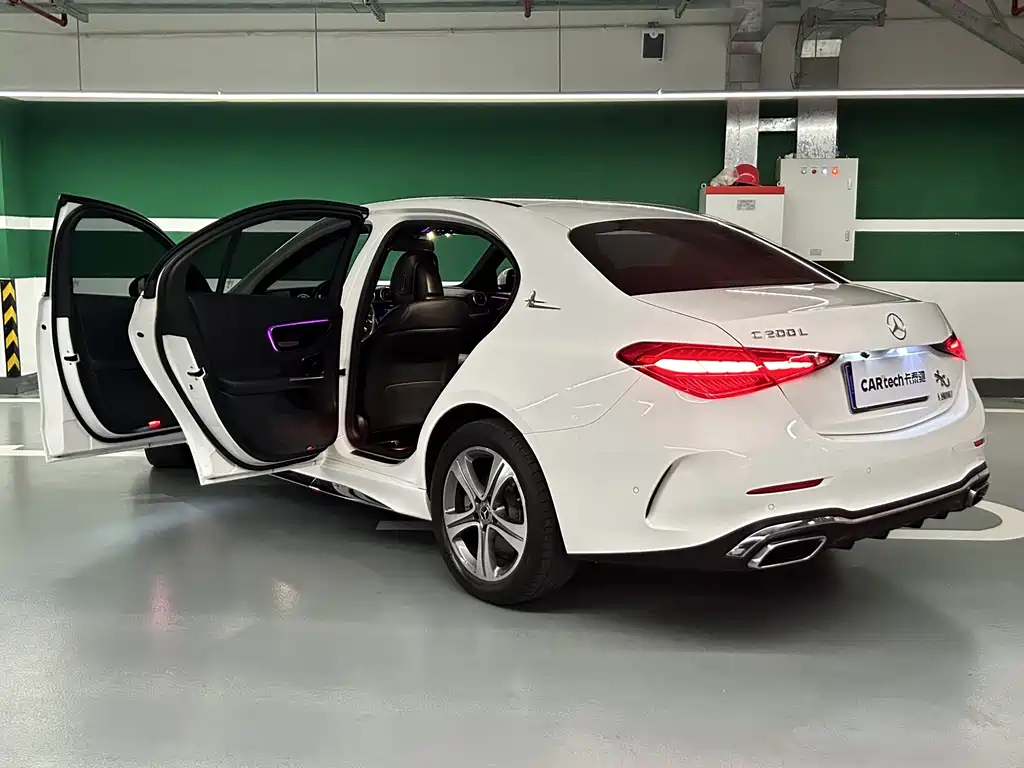 Mercedes-Benz C-Class 2022 — фото 16